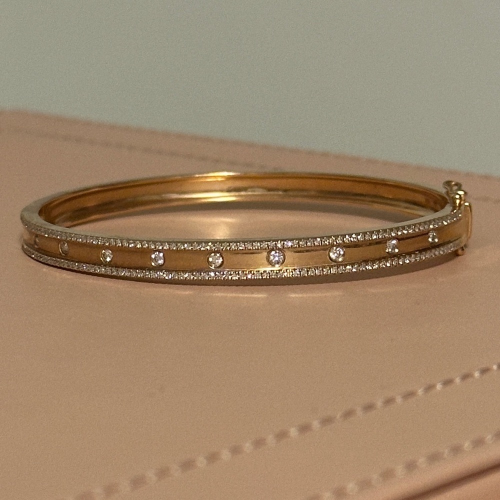 LONDON COLLECTION 14K ROSE GOLD AND DIAMOND BANGLE BRACELET
